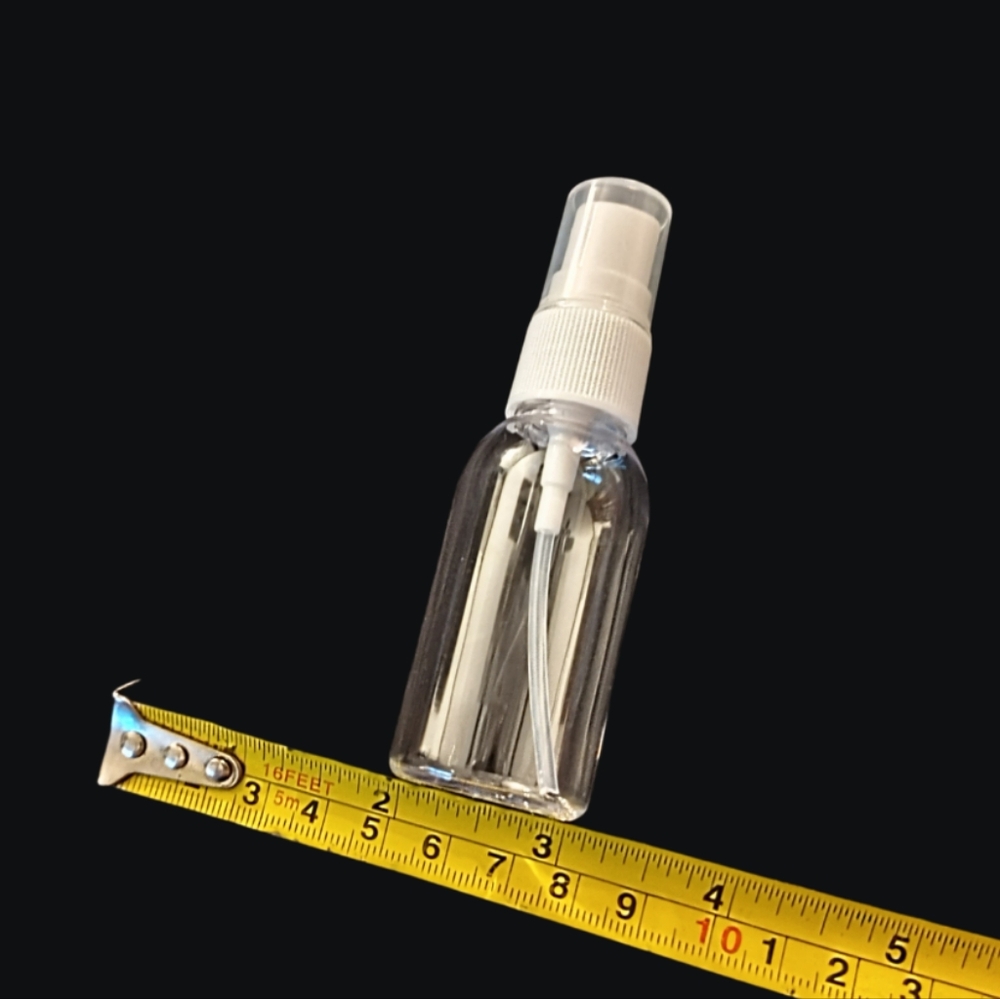 1 ounce plastic spray bottles